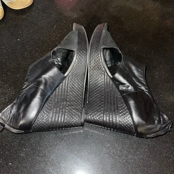 Cole Haan  Wedge Sandals - Picture 4 of 7